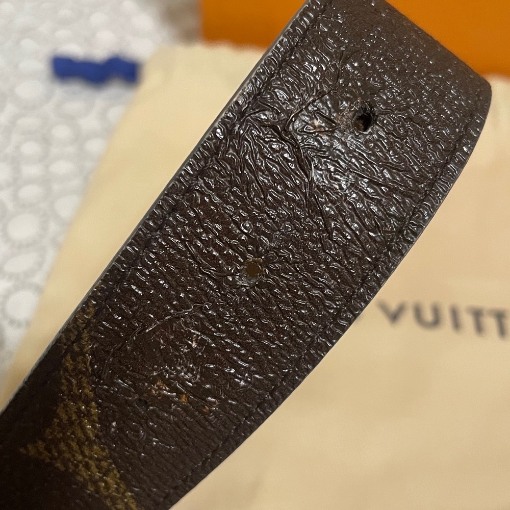 Louis Vuitton Iconic 30MM Reversible Belt - Picture 10 of 13
